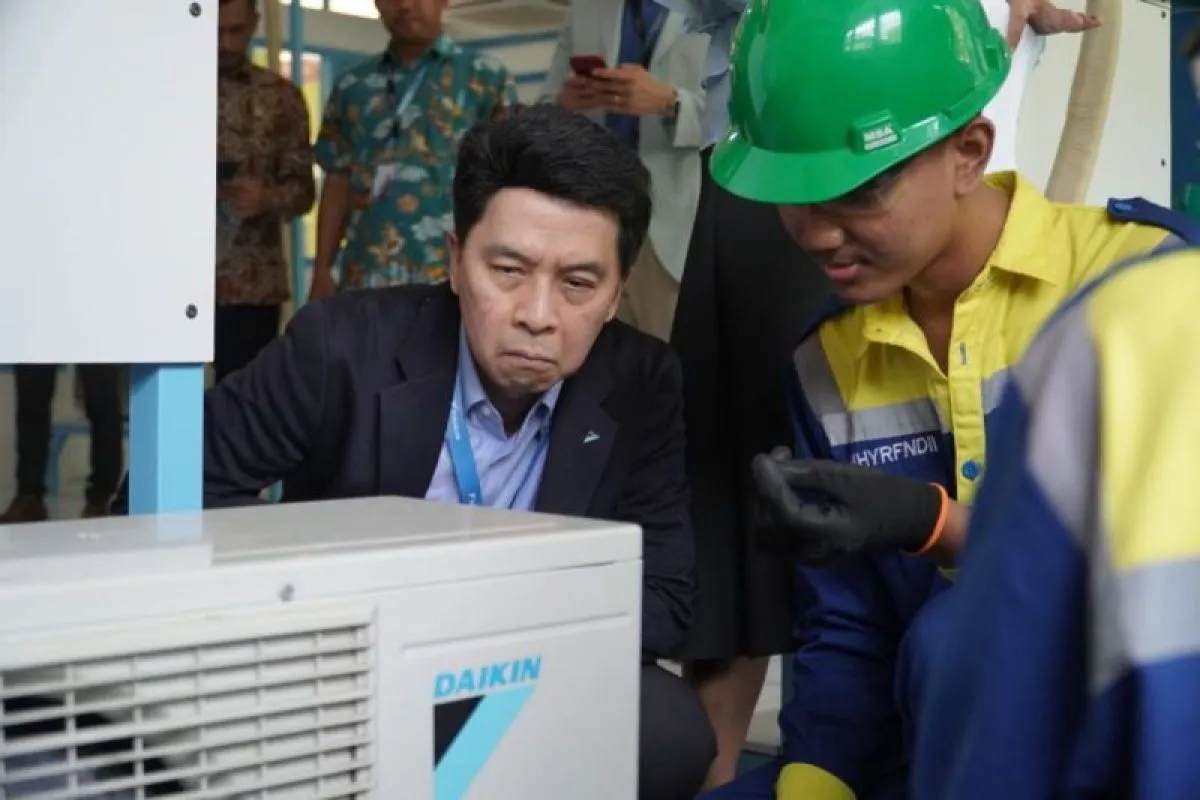 Daikin buka Pusat Keunggulan di SMK Negeri 2 Kendal